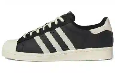 adidas Superstar 82
