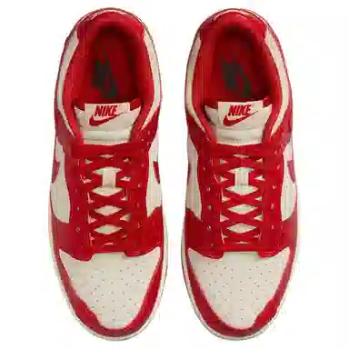 Nike Dunk Low "Roses"