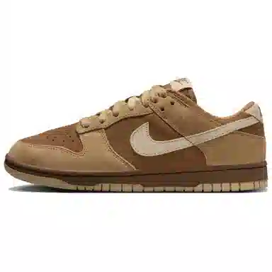 Nike Dunk Low Brown