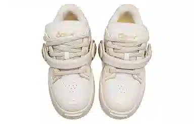 Cat & Sofa Low-Top Sneakers