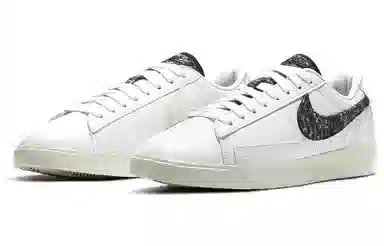 Nike Blazer Low SE White Black