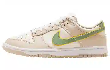 Nike Dunk Low "Light Tan"