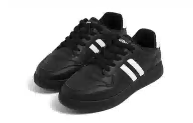 HUANQIU Sneakers White