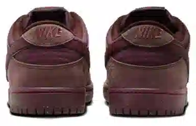 Nike Dunk SB "Burgundy Crush" Valentines