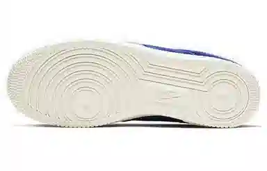 Nike Air Force 1 07 Premium