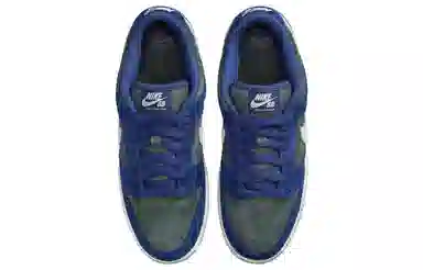 Nike Dunk SB "Deep Royal Blue"