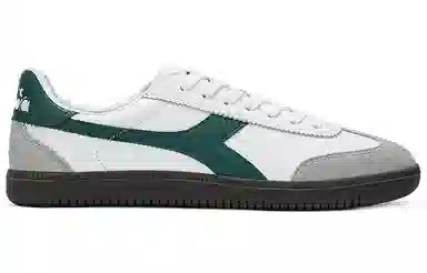 Diadora