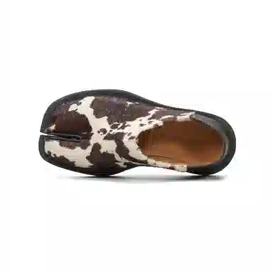 CROOKED CARD Tabi Brown