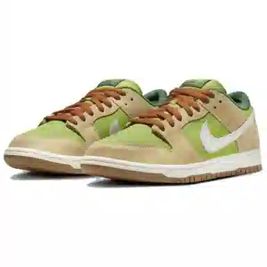 Nike SB Dunk Low "Dinner Plate"