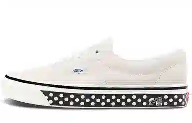 Vans Era
