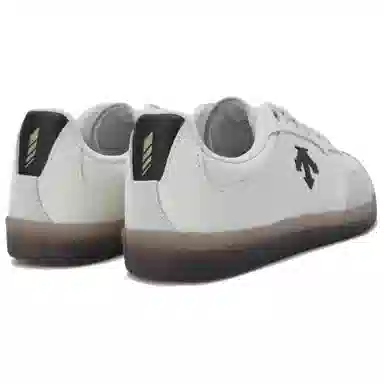 DESCENTE Sport Style