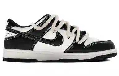 Nike Dunk Low Panda