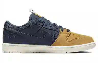 Nike Dunk SB "Midnight Navy/Desert Ochre"