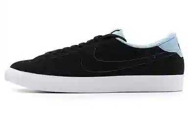 Nike Tennis Classic AC