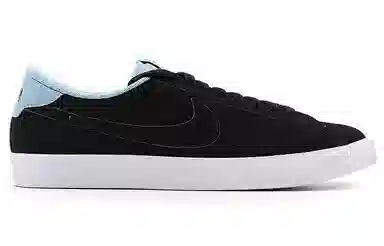 Nike Tennis Classic AC