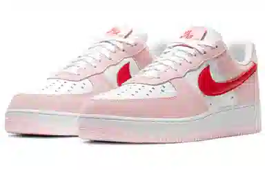 Nike Air Force 1 '07 QS "Valentine's Day"