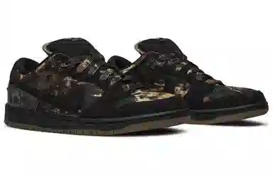 Nike Dunk SB Pushead 2
