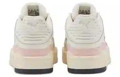 VOGUE x PUMA Slipstream