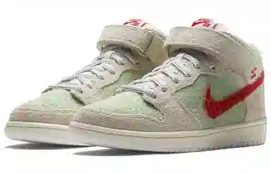 Nike Dunk SB White Widow