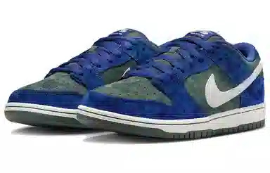 Nike Dunk SB "Deep Royal Blue"