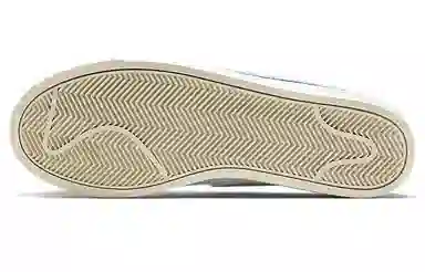 Nike Blazer Low SE