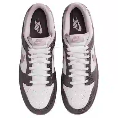 Nike Dunk Low SE "Medium Ash"