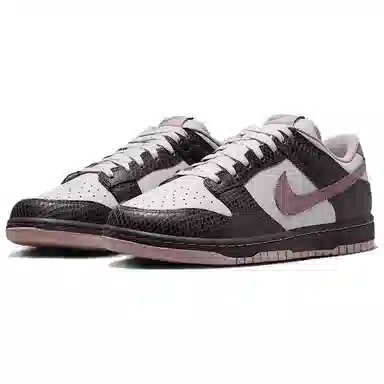 Nike Dunk Low SE "Medium Ash"