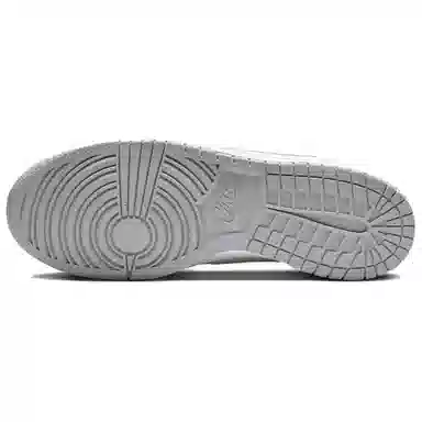 Nike Big Nike Low White