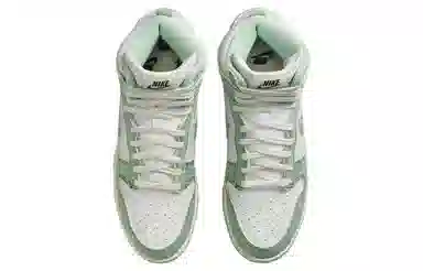 Nike Dunk "Green Denim"
