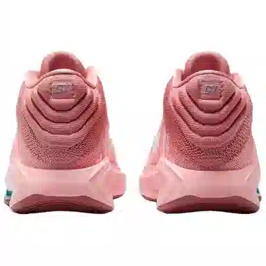 Nike G.T. Hustle 3 Pink