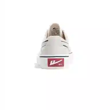 Warrior Canvas Low Top