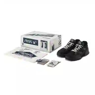 x AVIA Archive by Chemist's ThriftStore