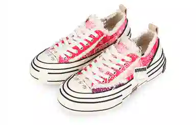 xVESSEL G.O.P. Valentine Paisleys Red