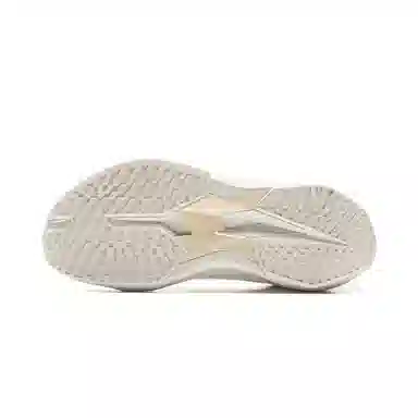 LiNing Ultra Light 2025 White