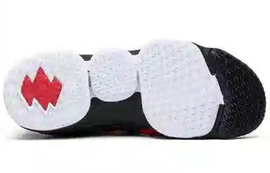 Nike Lebron 15 XV Diamond Turf