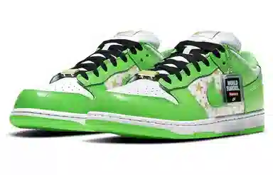 Supreme x Nike Dunk SB "Mean Green"