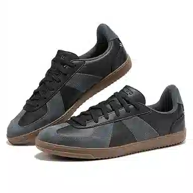 Skechers Court Classics