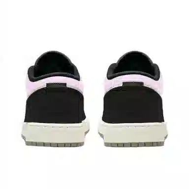 Jordan Air Jordan 1 "Cherry Blossom Pink"