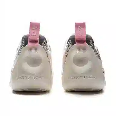 Li-Ning All City 13 "New Year"