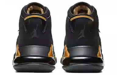Jordan Mars 270 Black Gold