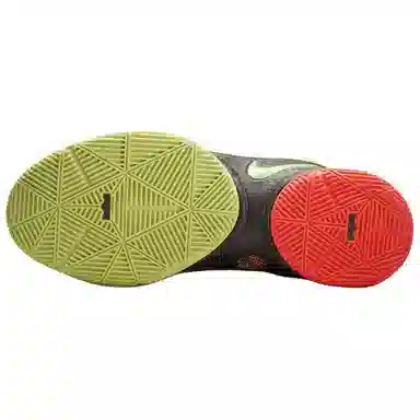 Nike LeBron 22 EP "Crown Jewel"