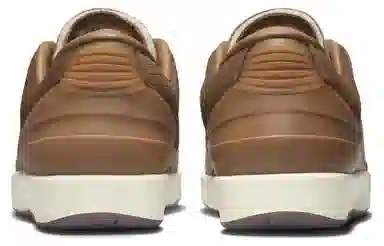 two 18 x Jordan Air Jordan 2 Retro Low Brown