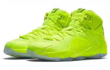 Nike Lebron 12 EXT Tennis Ball