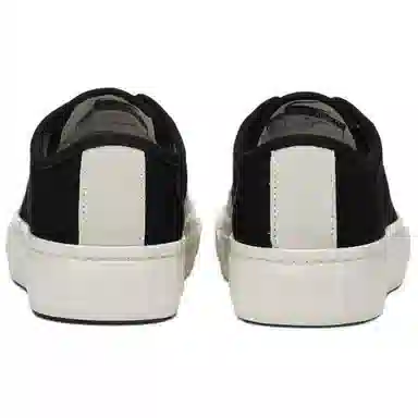 Lacoste Canvas Low Black