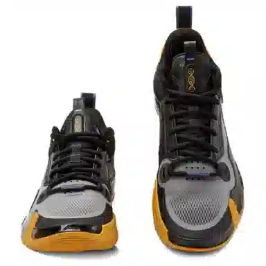 Li-Ning WOW 10 "Away"