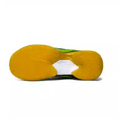 YONEX Power Cushion Olive Green