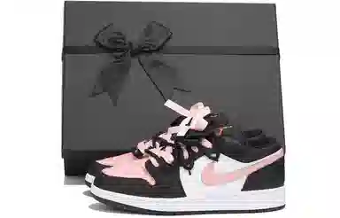 Jordan Air Jordan 1 Low GS Black Pink