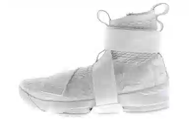 KITH x Nike LeBron 15