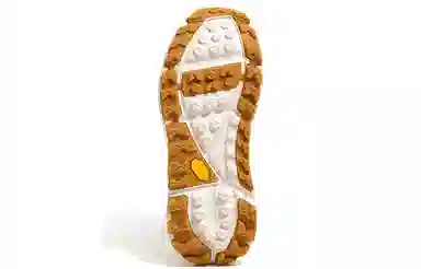 HOKA ONE ONE Tor Ultra Hi 3