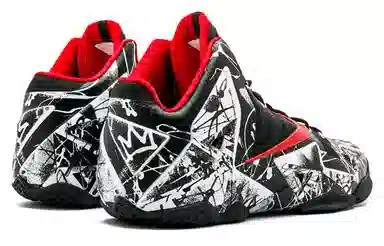 Nike Lebron 11 Graffiti